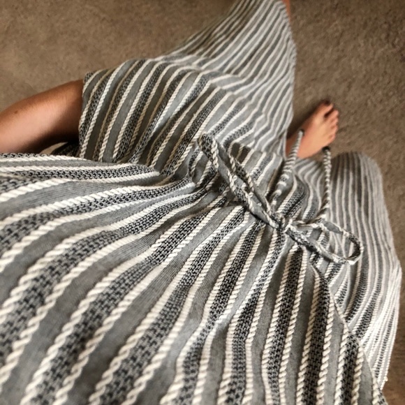 Jumper - Picture 3 of 3